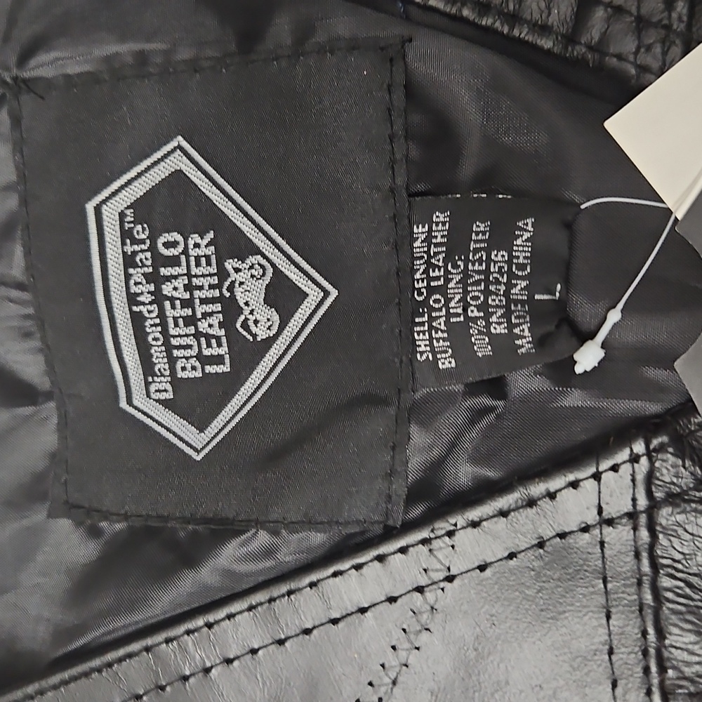 Diamond Supply Co. Black Leather Vest - Picture 2 of 16